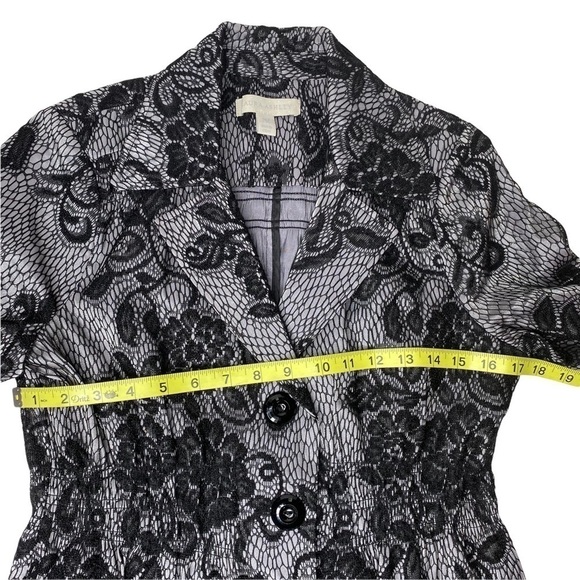 Laura Ashley Blazer. Size MP - Picture 3 of 6